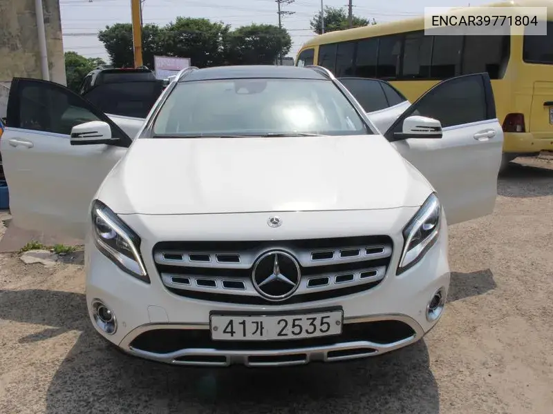 Gla-Class X156 Gla220 VIN: ENCAR39771804 Lot: 39771804