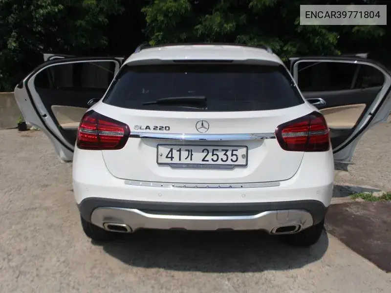Gla-Class X156 Gla220 VIN: ENCAR39771804 Lot: 39771804