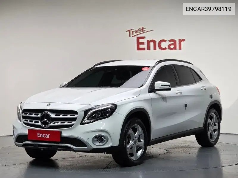 Gla-Class X156 Gla220 VIN: ENCAR39798119 Lot: 39798119