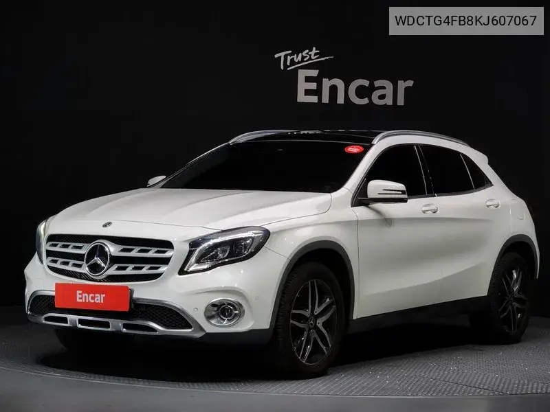 Gla-Class X156 Gla220 Premium VIN: WDCTG4FB8KJ607067 Lot: 39969542