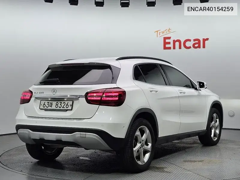 Gla-Class X156 Gla220 VIN: ENCAR40154259 Lot: 40154259