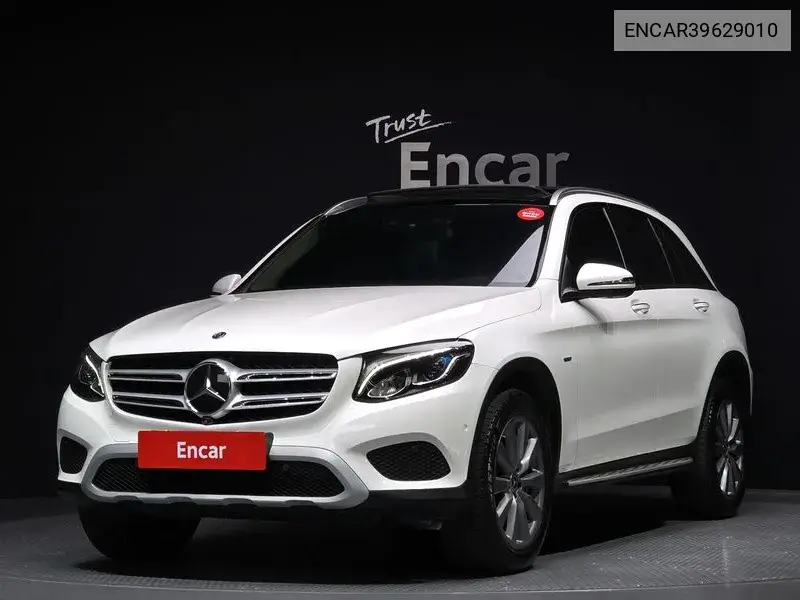 Glc-Class X253 Glc350E 4Matic Premium VIN: ENCAR39629010 Lot: 39629010