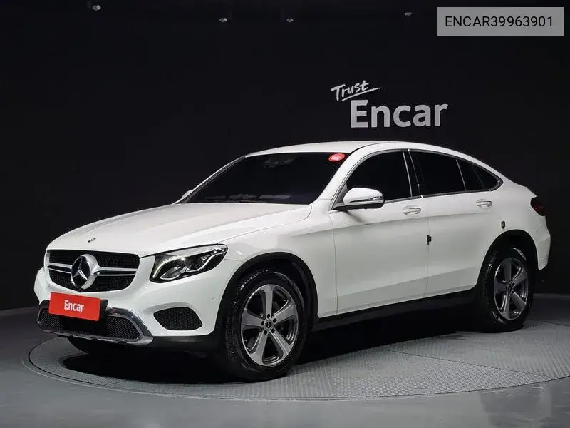 Glc-Class X253 Glc300 4Matic Coupe VIN: ENCAR39963901 Lot: 39963901