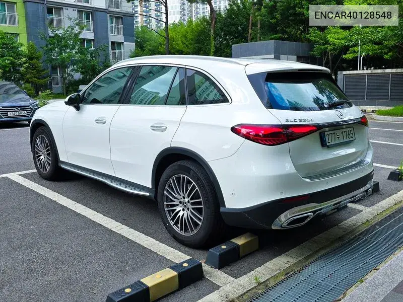 Glc-Class X254 Glc220 D 4Matic VIN: ENCAR40128548 Lot: 40128548