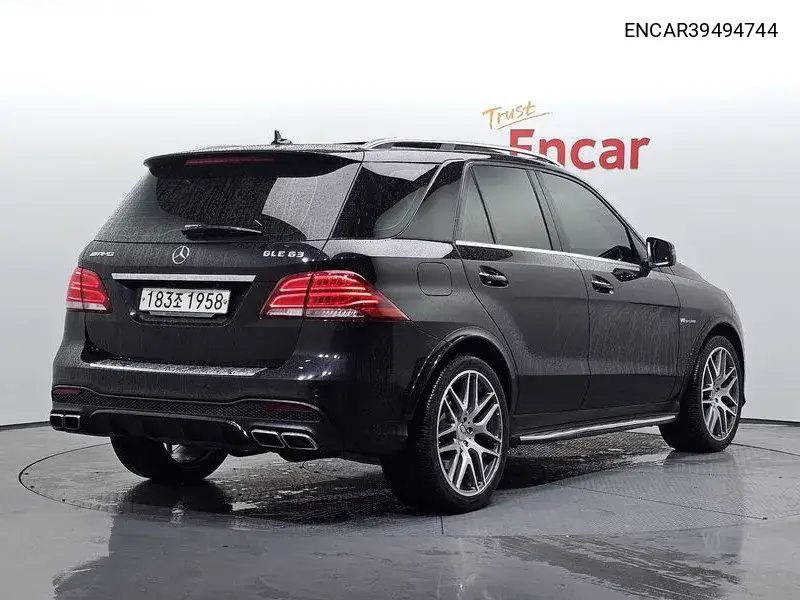 Gle-Class W166 Amg Gle63 4Matic VIN: ENCAR39494744 Lot: 39494744