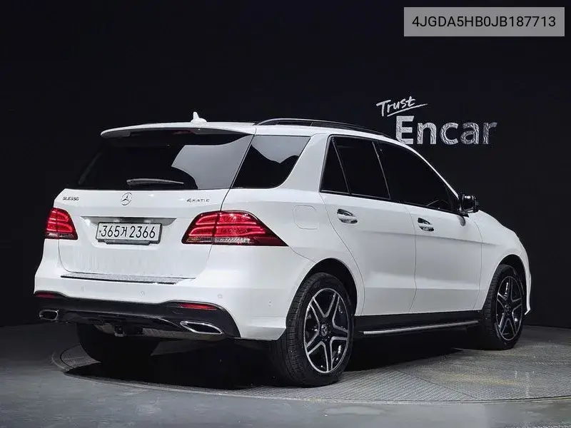 Gle-Class W166 Gle350 4Matic VIN: 4JGDA5HB0JB187713 Lot: 39860964