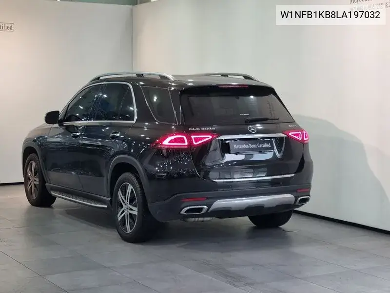 Gle-Class W167 Gle300D 4Matic VIN: W1NFB1KB8LA197032 Lot: 40122295