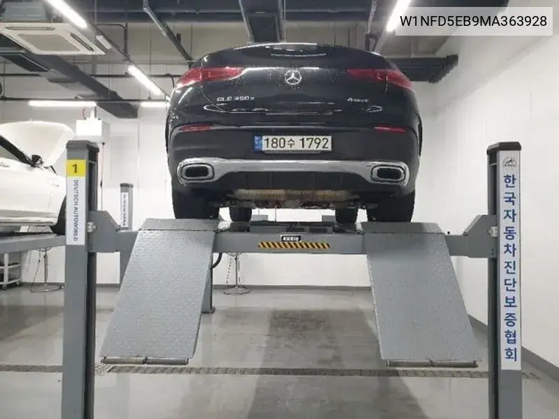 Gle-Class W167 Gle350E 4Matic Coupe VIN: W1NFD5EB9MA363928 Lot: 40125240