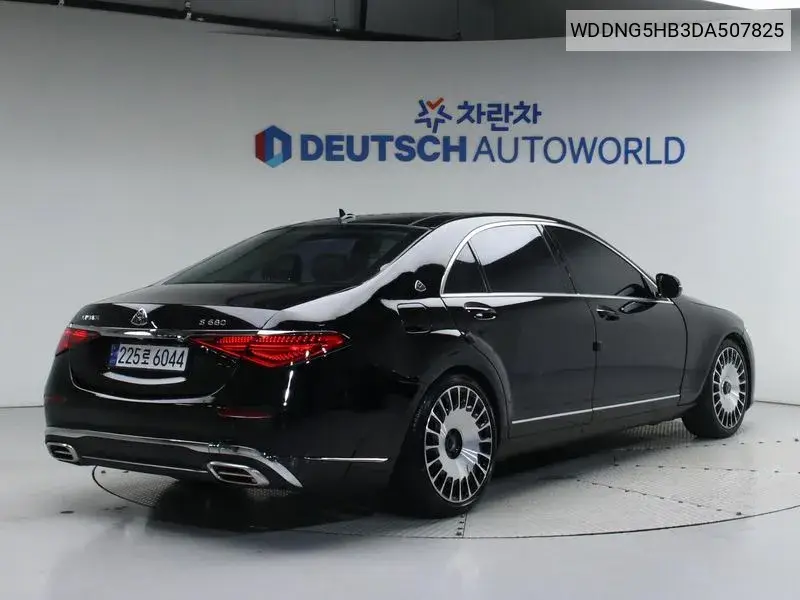 S-Class W221 S350L VIN: WDDNG5HB3DA507825 Lot: 39597284