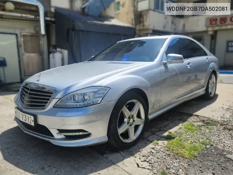S-Class W221 S350 Bluetech VIN: WDDNF2GB7DA502081 Lot: 39607422