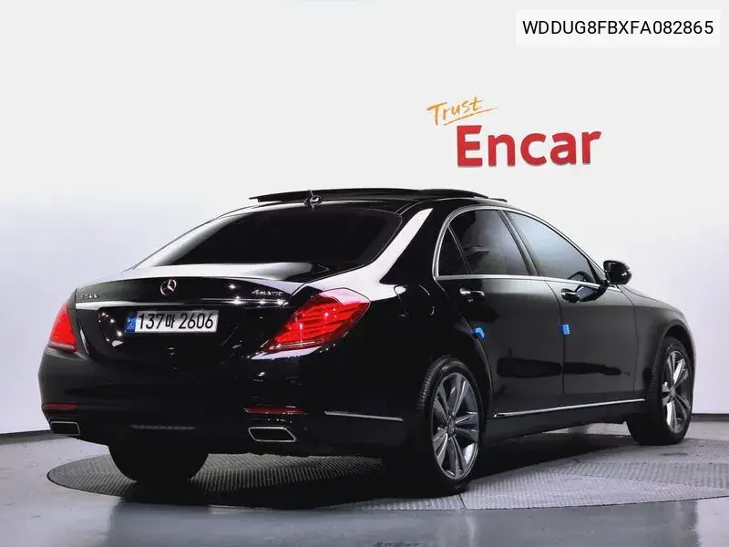 S-Class W222 S500L 4Matic VIN: WDDUG8FBXFA082865 Lot: 39614285