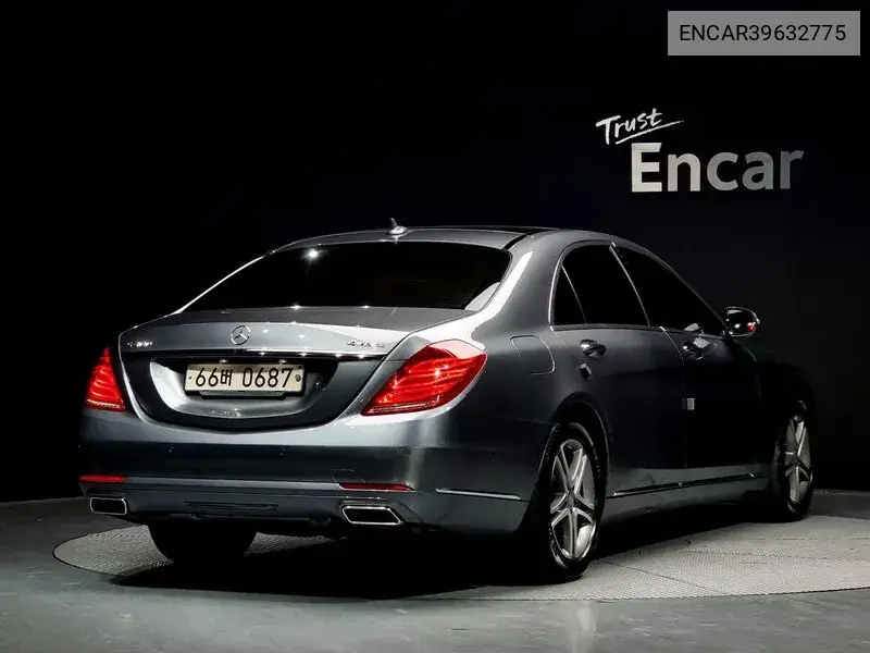 S-Class W222 S400L 4Matic VIN: ENCAR39632775 Lot: 39632775