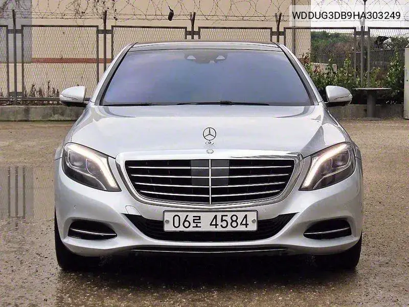 S-Class W222 S350L D 4Matic VIN: WDDUG3DB9HA303249 Lot: 40103507