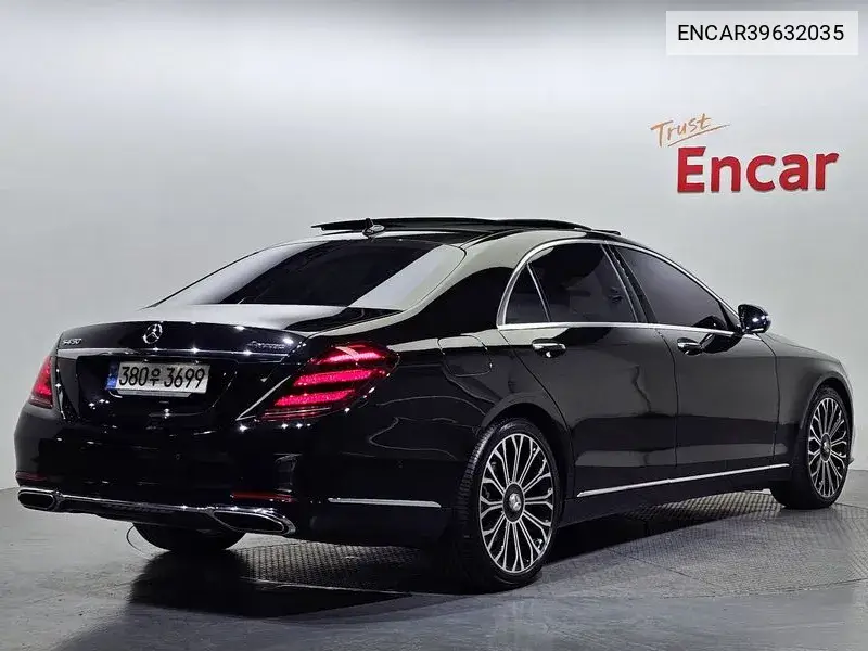 S-Class W222 S560L 4Matic VIN: ENCAR39632035 Lot: 39632035