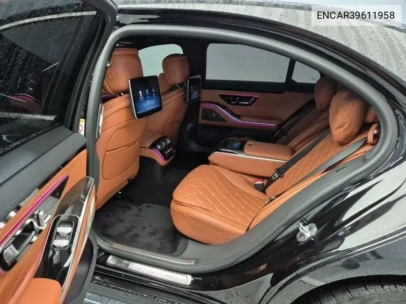 S-Class W223 S500L 4Matic VIN: ENCAR39611958 Lot: 39611958