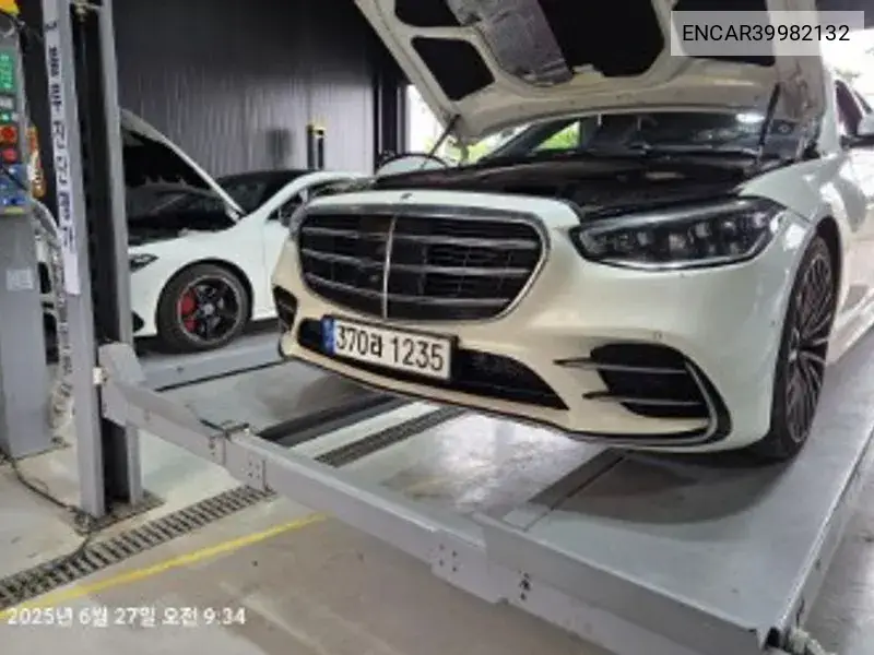 S-Class W223 S500L 4Matic VIN: ENCAR39982132 Lot: 39982132