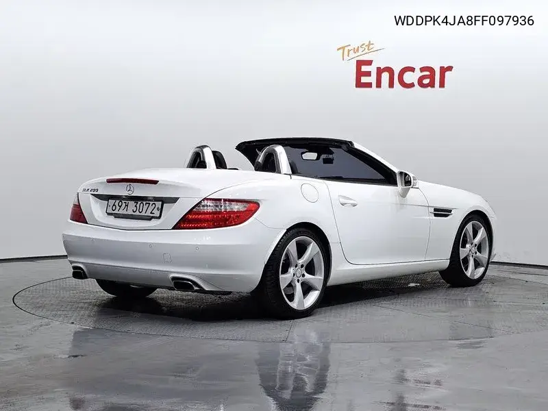 New Slk-Class 200 Blue Efficiency R172 VIN: WDDPK4JA8FF097936 Lot: 39449349