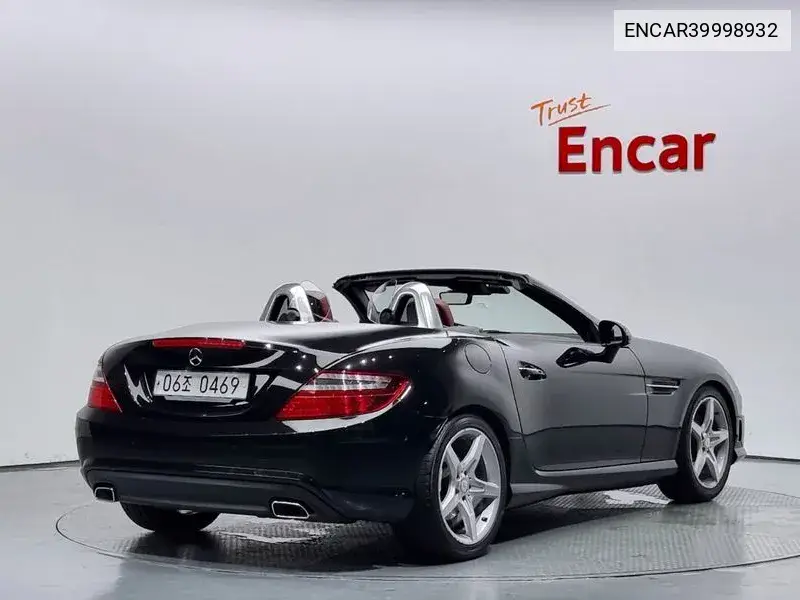 New Slk-Class 200 Blue Efficiency R172 VIN: ENCAR39998932 Lot: 39998932