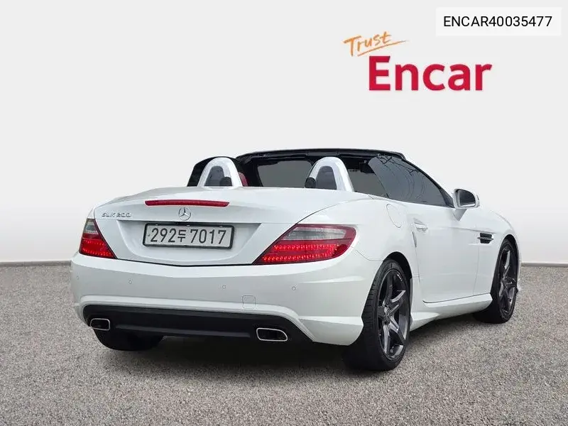 New Slk-Class 200 Blue Efficiency R172 VIN: ENCAR40035477 Lot: 40035477