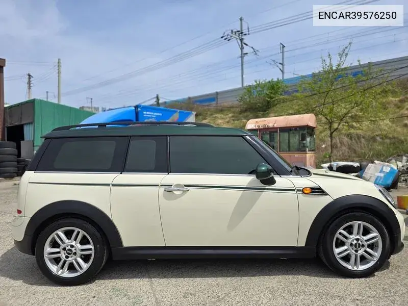 Cooper D Club Man Basic 1St Generation VIN: ENCAR39576250 Lot: 39576250
