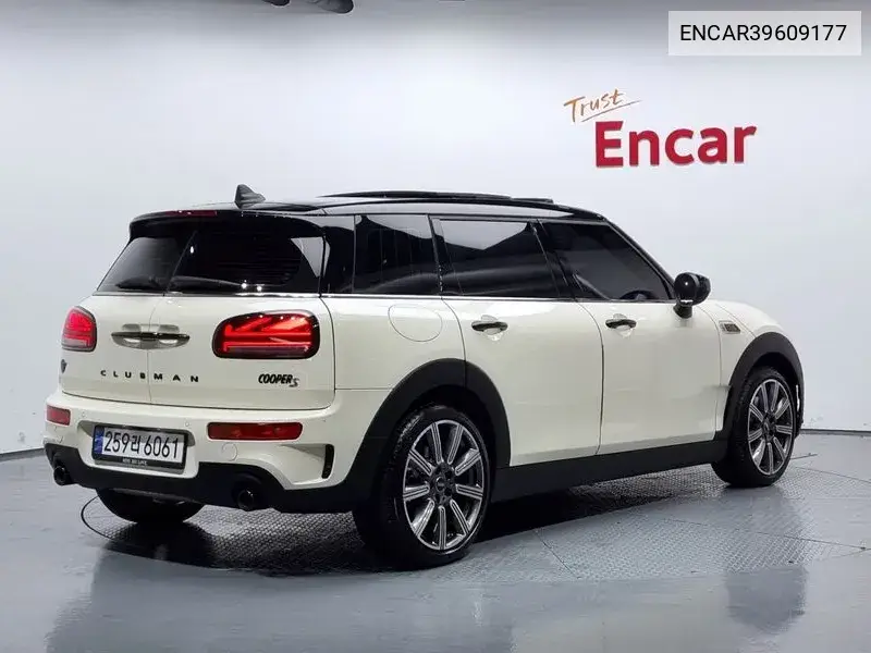 Cooper S Club Man Classic 2Nd Generation VIN: ENCAR39609177 Lot: 39609177