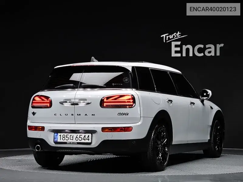 Cooper Club Man Classic 2Nd Generation VIN: ENCAR40020123 Lot: 40020123