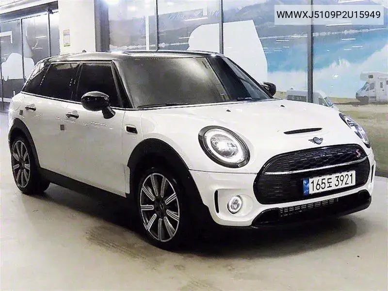 Cooper S Club Man Basic 2Nd Generation VIN: WMWXJ5109P2U15949 Lot: 40003586
