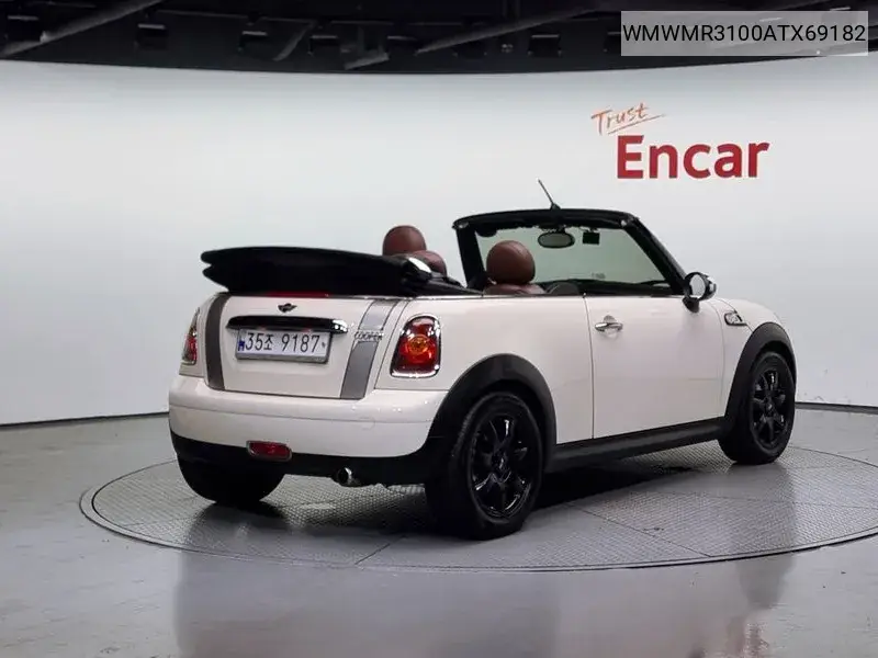 Cooper Convertible Basic 2Nd Generation VIN: WMWMR3100ATX69182 Lot: 39811375