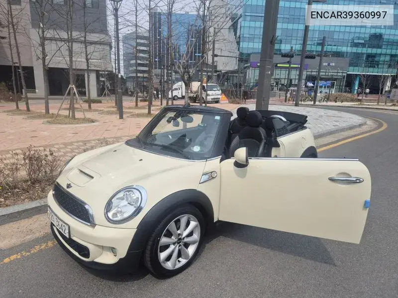 Cooper Convertible Basic 2Nd Generation VIN: ENCAR39360997 Lot: 39360997