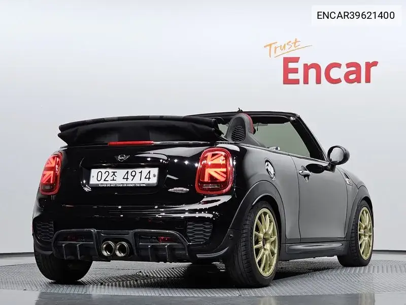 Cooper S Convertible Jcw 3Rd Generation VIN: ENCAR39621400 Lot: 39621400