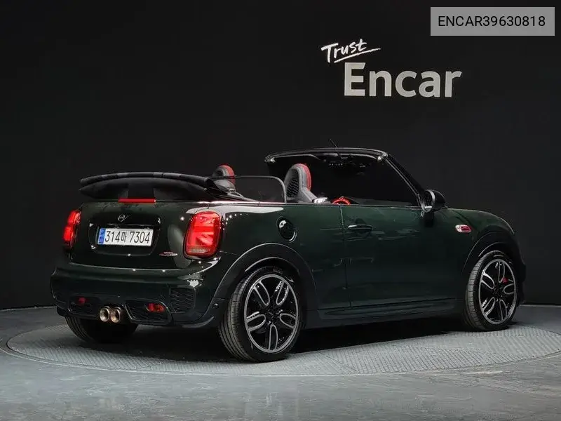 Cooper S Convertible Jcw 3Rd Generation VIN: ENCAR39630818 Lot: 39630818