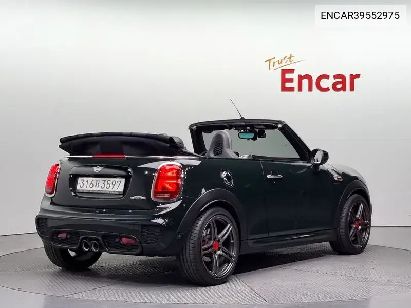 Cooper S Convertible Jcw 3Rd Generation VIN: ENCAR39552975 Lot: 39552975