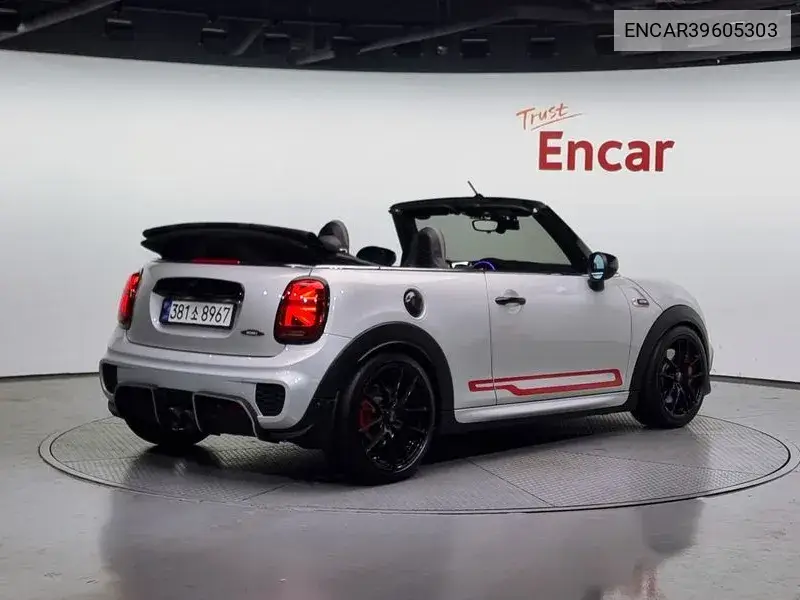 Cooper S Convertible Jcw 3Rd Generation VIN: ENCAR39605303 Lot: 39605303