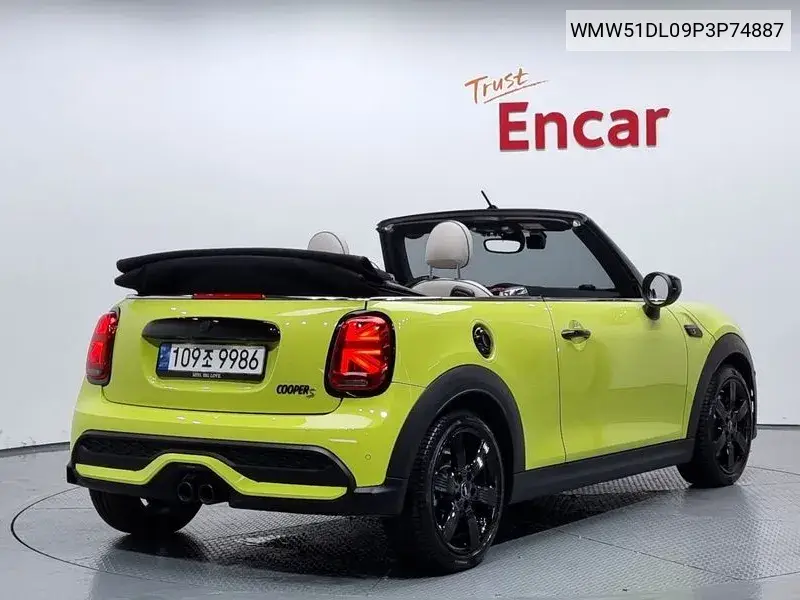 Cooper S Convertible Classic 3Rd Generation VIN: WMW51DL09P3P74887 Lot: 39875632