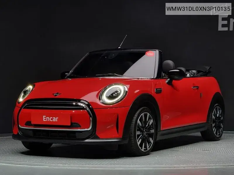 Cooper Convertible Classic 3Rd Generation VIN: WMW31DL0XN3P10135 Lot: 39982750
