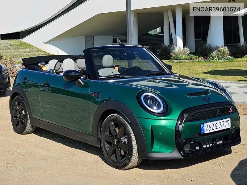 Cooper S Convertible Classic 3Rd Generation VIN: ENCAR39601574 Lot: 39601574