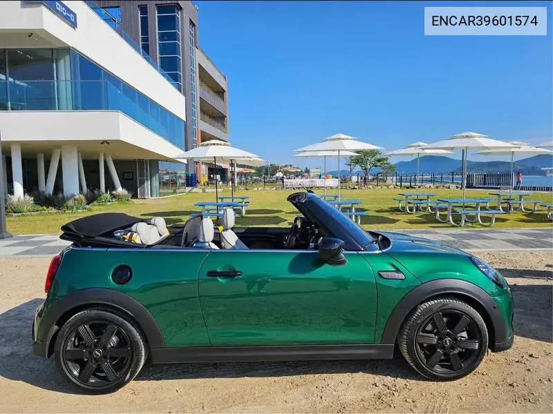 Cooper S Convertible Classic 3Rd Generation VIN: ENCAR39601574 Lot: 39601574
