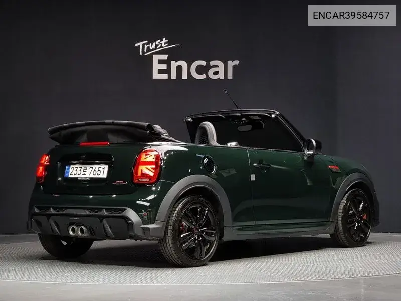 Cooper S Convertible Jcw 3Rd Generation VIN: ENCAR39584757 Lot: 39584757