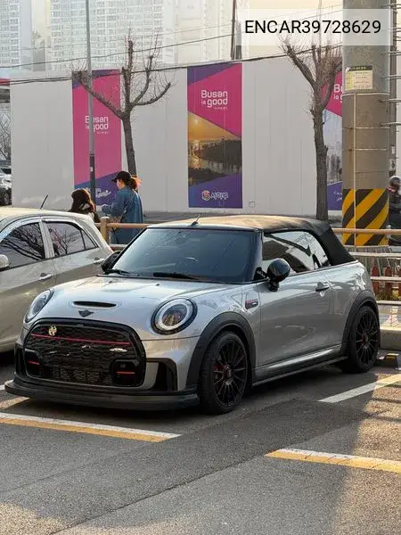 Cooper S Convertible Jcw 3Rd Generation VIN: ENCAR39728629 Lot: 39728629