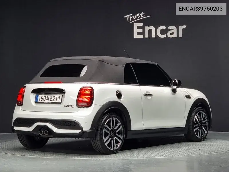 Cooper S Convertible Classic 3Rd Generation VIN: ENCAR39750203 Lot: 39750203