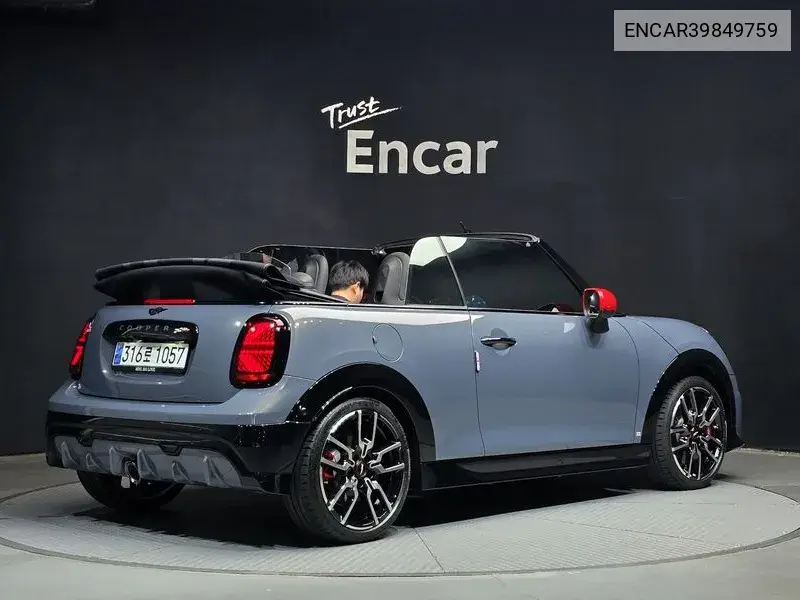 Cooper S Convertible Jcw 3Rd Generation VIN: ENCAR39849759 Lot: 39849759