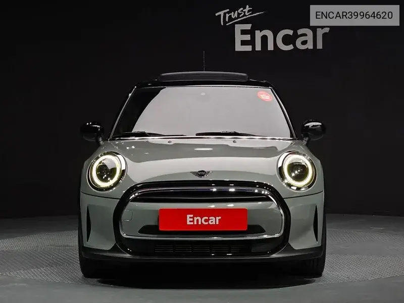 Cooper 5 Door Classic Plus 3Rd Generation VIN: ENCAR39964620 Lot: 39964620