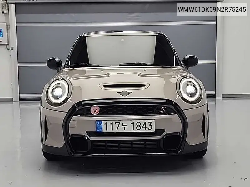 Cooper S Classic 3Rd Generation VIN: WMW61DK09N2R75245 Lot: 39977224