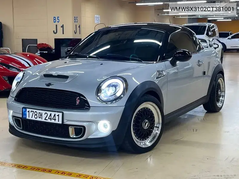 Mini Coupe I 1.6, 2011 VIN: WMWSX3102CT381001 Lot: 39425826