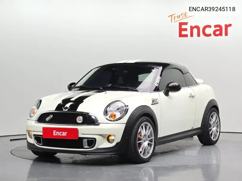 Cooper S Coupe 1.6 VIN: WMWSX3102CT381631 Lot: 39245118