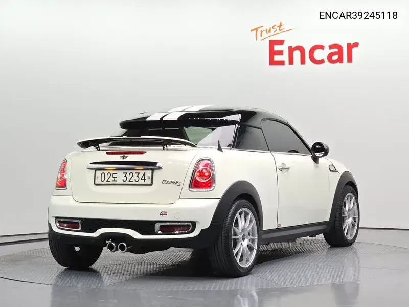 Cooper S Coupe 1.6 VIN: WMWSX3102CT381631 Lot: 39245118