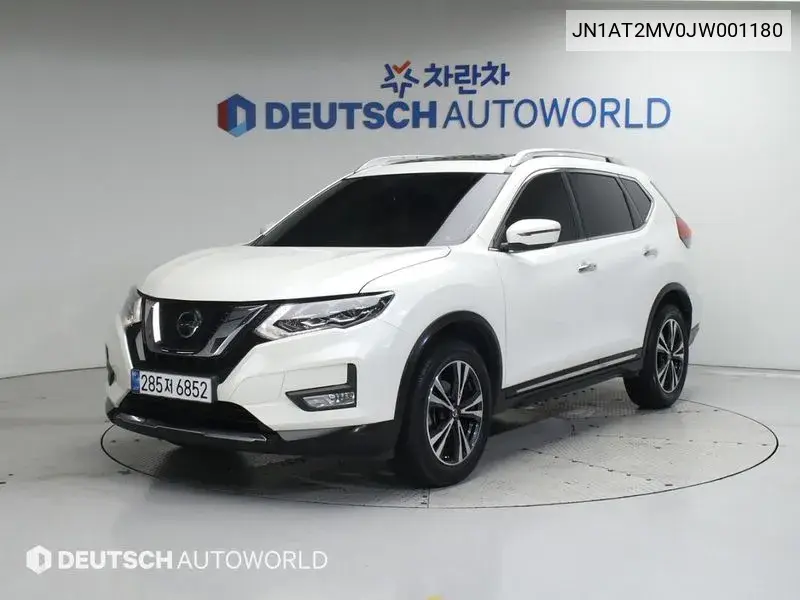 Extrail 2.5 4Wd VIN: JN1AT2MV0JW001180 Lot: 39829508