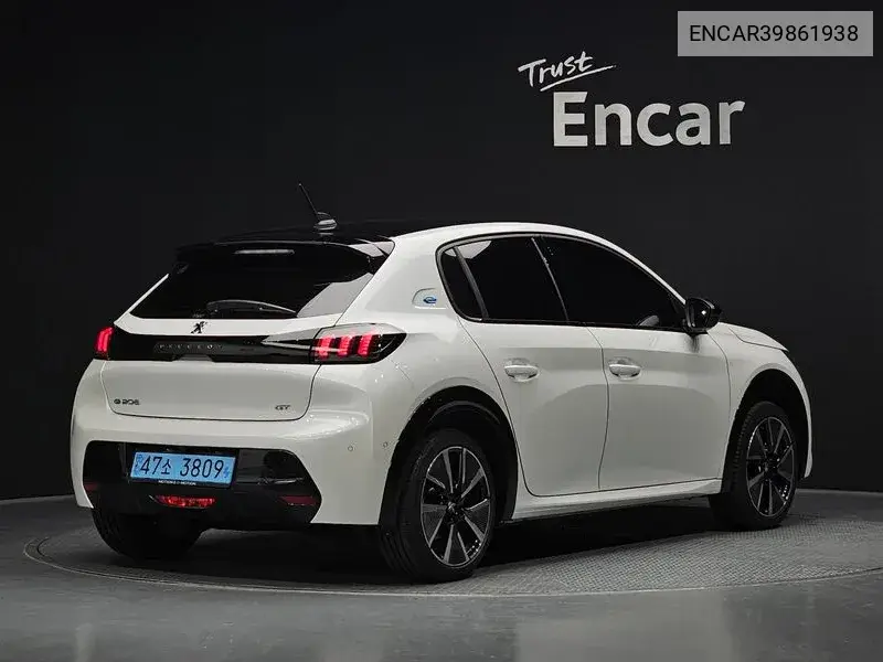E-208 2Nd Generation Gt Line VIN: ENCAR39861938 Lot: 39861938