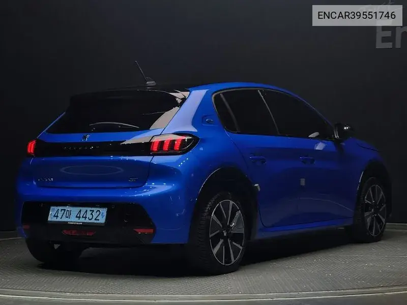 E-208 2Nd Generation Gt VIN: ENCAR39551746 Lot: 39551746