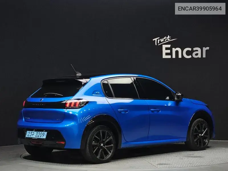 E-208 2Nd Generation Gt Line VIN: ENCAR39905964 Lot: 39905964